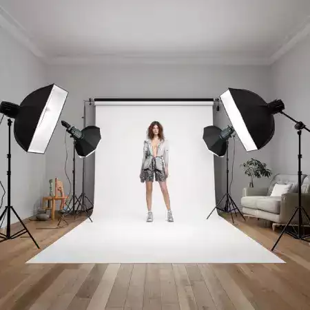 Studio Lighting Workshop demonstrating professional lighting setups and techniques